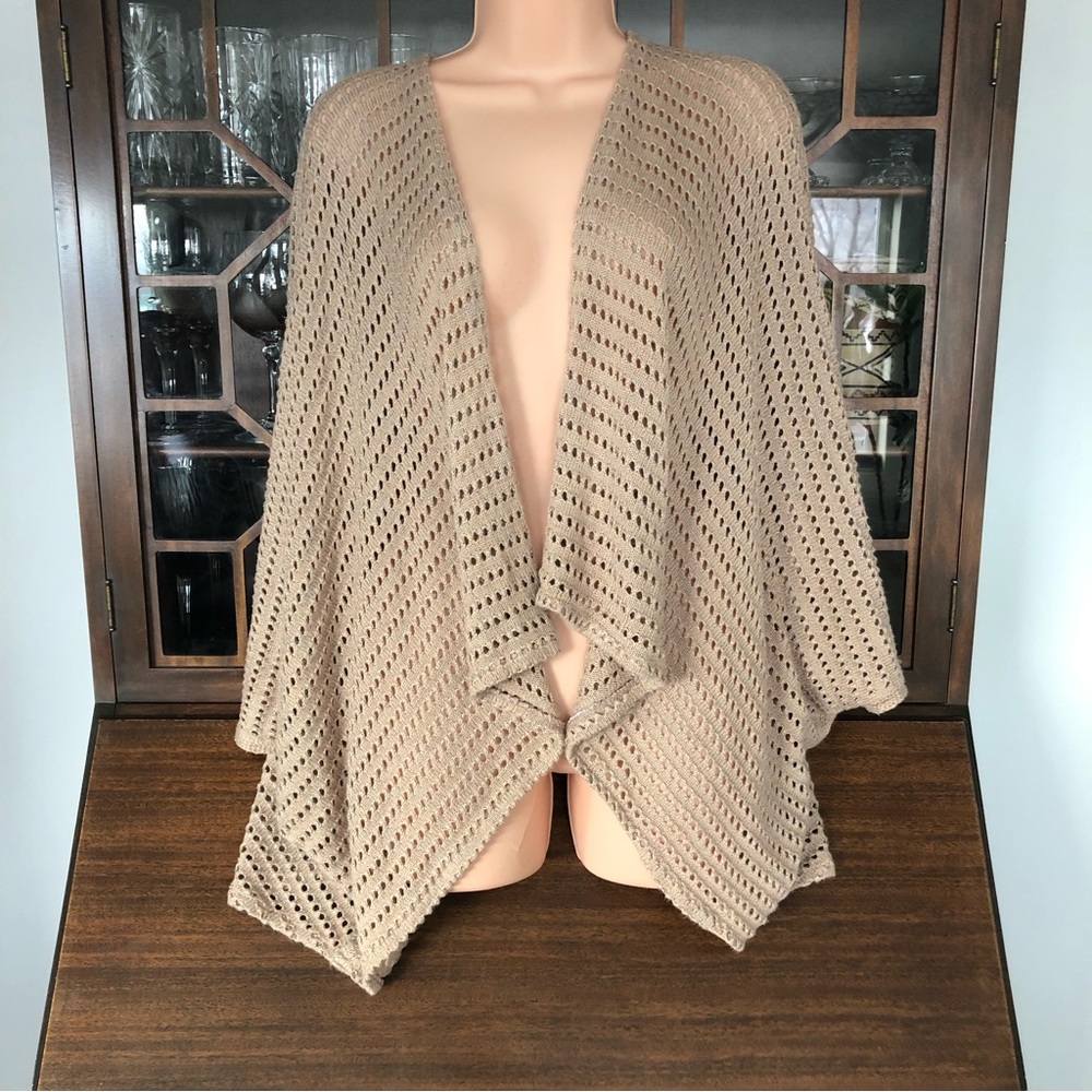 One Size shawl/cardigan